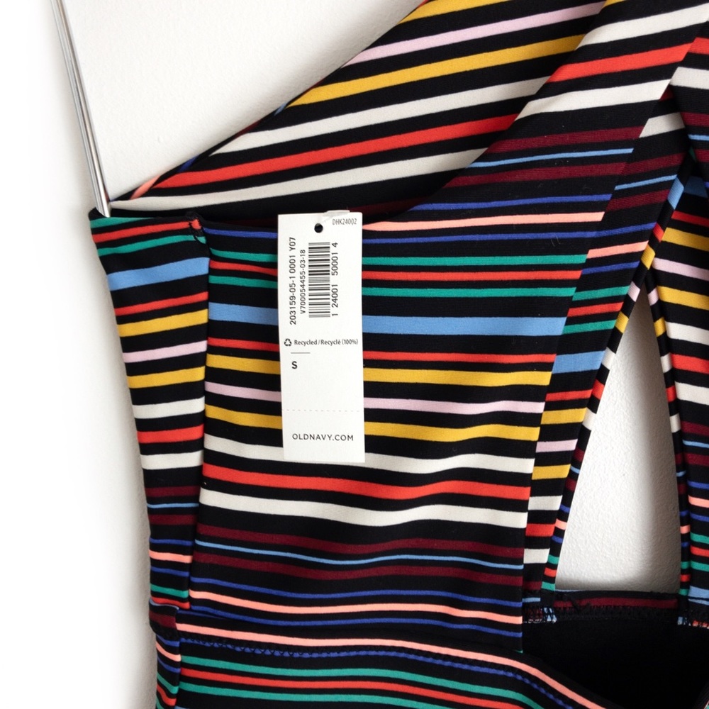 O L D Navy • Striped One Piece Swimsuit - Picture 4 of 6